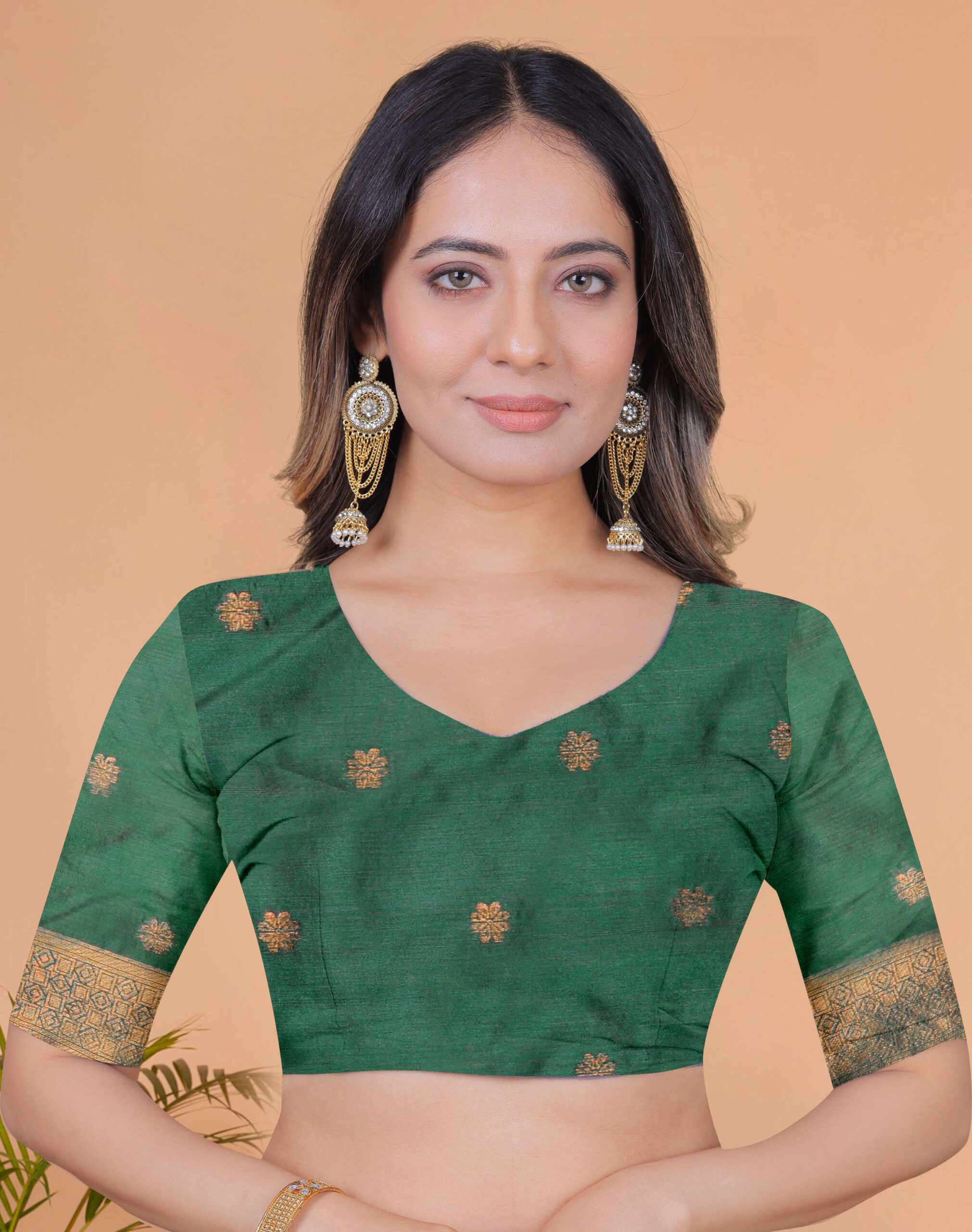 Golden Glow Banarasi Silk Saree with Peacock Zari Motifs & Deep Green Pallu | Wedding, Festive, Traditional Ethnic Wear - Image 4