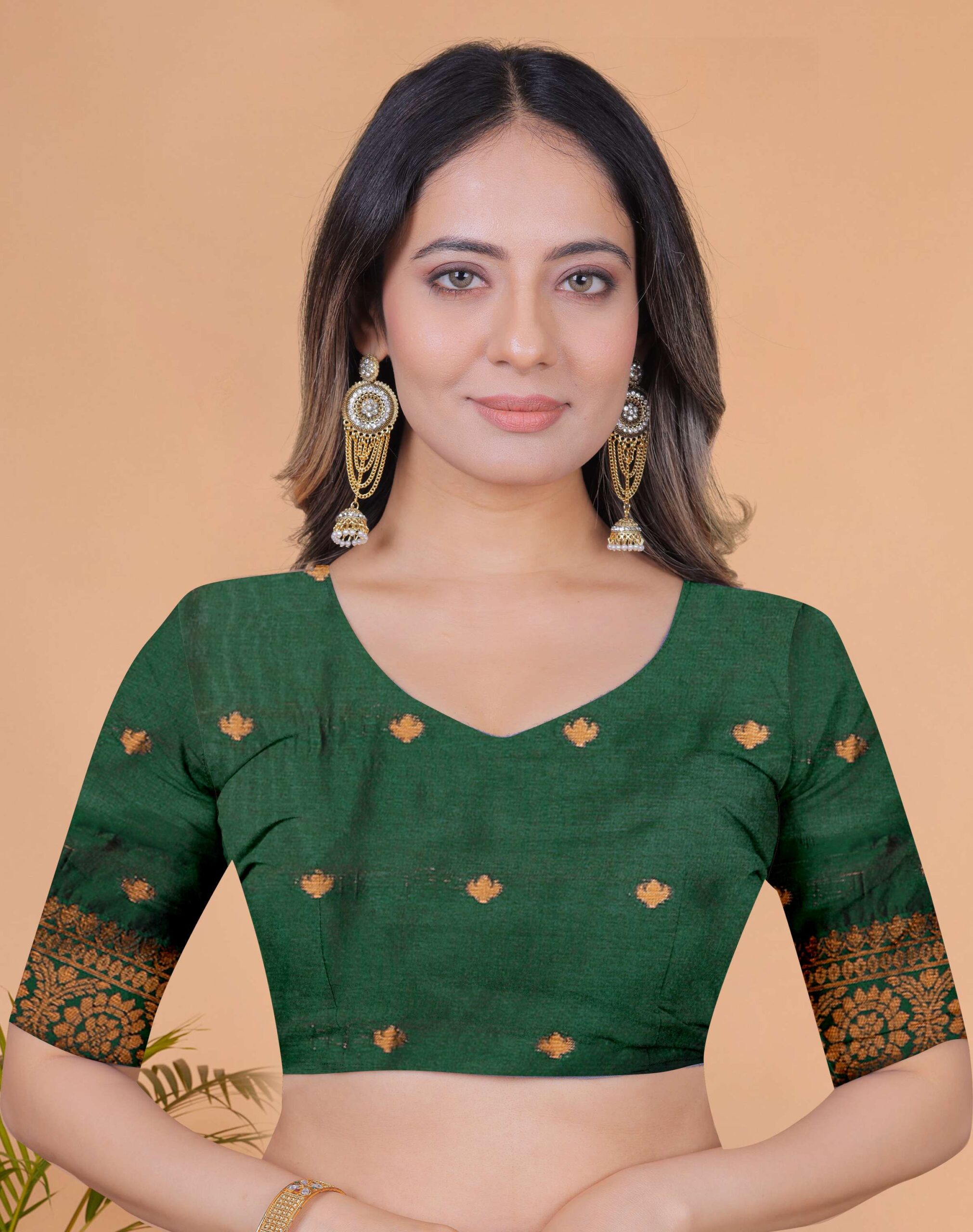 Regal Glow Mustard Yellow & Emerald Green Banarasi Silk Saree with Zari Work | Wedding, Festive & Temple Occasion Wear - Image 5